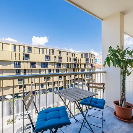 Appartement élégant Avec Terrasse Proche Tramway *